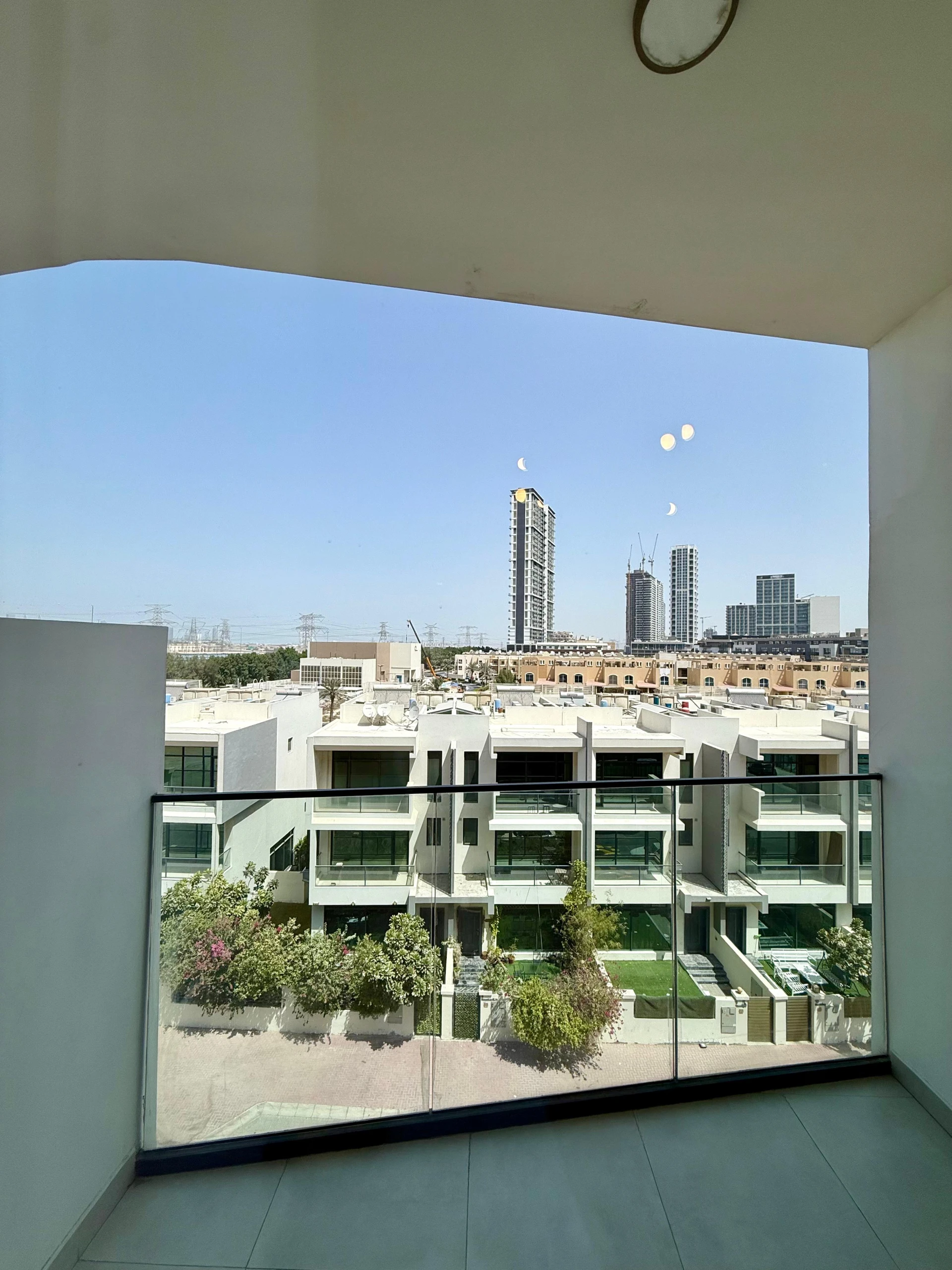 Vacant Now | Upgraded | Fully Furnished | JVC — photo 2